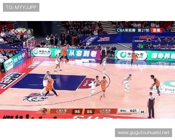 上海险胜山东王哲林遭惊天扣篮